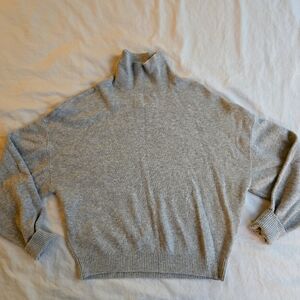 Abercrombie & Fitch XS Grey Mock Neck Sweater